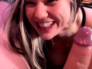Livestream Deepthroat and Cum Swallow