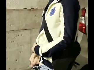 Amateur boy taking his fat cut cock out of his jeans and pissing in the street