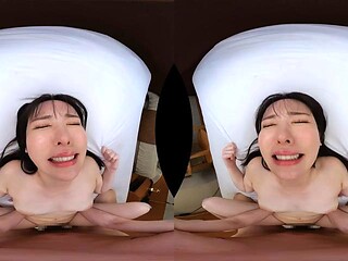Japanese teen hardcore masturbating at Asian chatroom