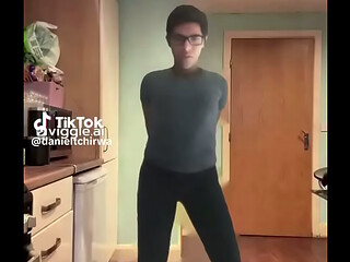 Mi primer video dando un rico baile