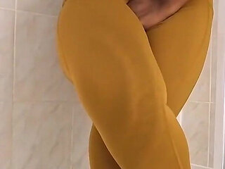 Pissing My Self Wearing Nylon Leggings in the Shower