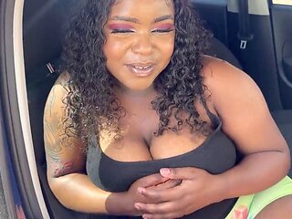 Tight leggings, hd videos, sloppy deepthroat