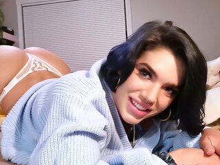 Brunette Solo Webcam Masturbation