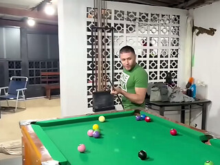 Eu e o Sr Carmona jogando a bola no buraco juntos. Podemos fazer isso com voc&ecirc_ tamb&eacute_m?