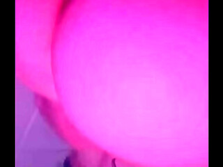 NERD GOSTOSA NOVINHA TEEN YOUNG NINFETA SAFADA GOSTOSA caiu de boca e fudeu gostoso com o vizinho pauzudo