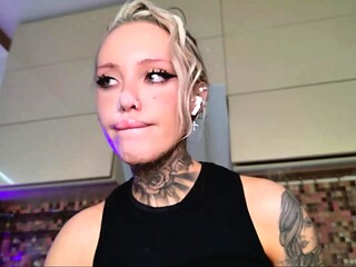 Gorgeous Mature Blonde Solo Masturbation