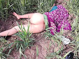 Desi village Bhabhi pisses and fingers her pussy outdoors, then takes brother-in-law's thick cock in her ass