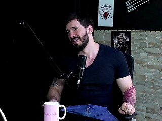 Gosta de sentir dor no pau, zofilia tem que ser crime, gosta de invers&atilde_o, e sobre a exposi&ccedil_&atilde_o... - Arthur Aily (SHEER/RED)