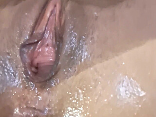 Little Gisye of My Two Holes