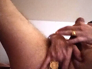 Cumshot handjob