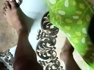 Bhabi lund chuste huye chudwayi