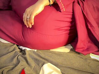 Mallu bhabhi gets a hardcore fuck while her husband is away