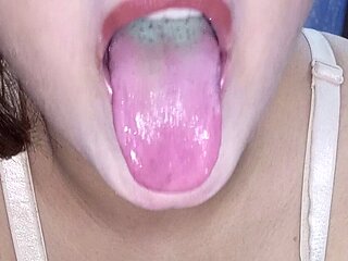 Sana Ny Di Blowjob Rat Mien in Bedroom