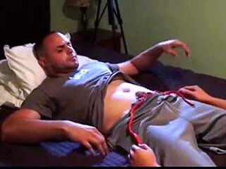 Mamada Amateur a un Hombre Heterosexual