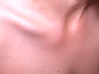Close-up Blowjob! Cum on Lips!