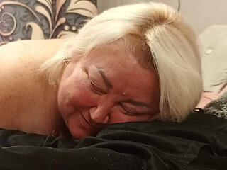 Stepmom gives a high-quality blowjob and I cum in her mouth