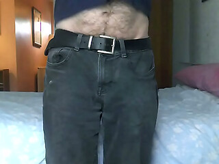 Feelin horny in the bedroom