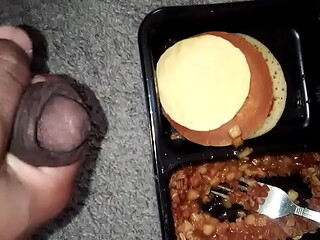 Maet over food two