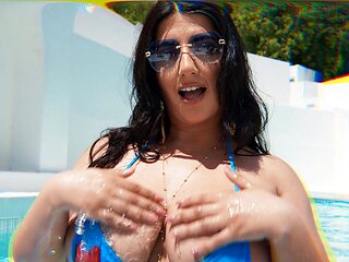 Sarah Arabic sucks and tit fucks big throbbing cock before anal