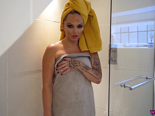 Louise Lee - Bit Perverted Pt:1