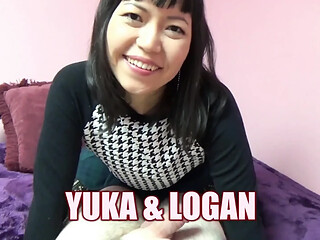 Yuka Ozaki wears a short skirt and shows off her tiny body.