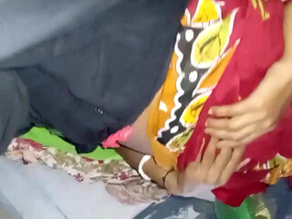 Village aunty ke sath romantic Bhari desi chudai