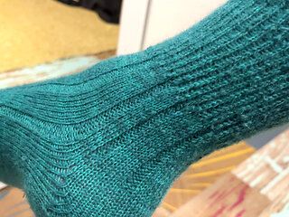 Earl Smile - Hairy Body with Thick Green Winter Socks