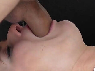 Deepthroat Whit a Crazy Dick
