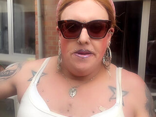 Ts Stefanie smoking