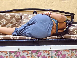 Desi Indian Stepmom Shows Off Her Huge Ass in POV Blowjob