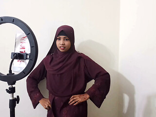 Desi Tik Toker Muslim Hijab Step Aunty Fuck tight pussy Beautiful Step Aunty viral Sex Video