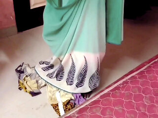 Desi Tamil Wife Renu Wet Nude Body Towel Dry & Slow Saree Dressing Tease! Indianhotwifex