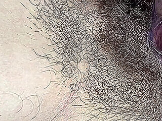 Hairy Mommy Clitoris Pumping,very Hot