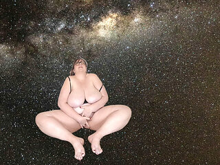 Giantess Cums and Grows Bigger Than the Universe