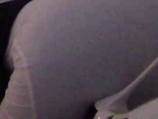 MILF with a Gorgeous Ass Gives a Blowjob and Swallows Cum