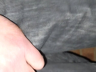 My trousers steam as i piss my pants on a cold frosty morning