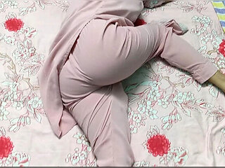 Desi Bhabhi Shampa Hot Threesome Sex with Couple - Blowjob and 69 Action