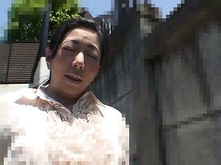 Japanese Granny's Loud Screaming During Creampie