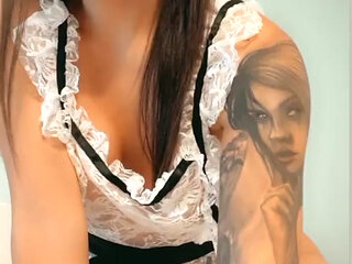 BOSS PLEASE FUCK YOUR SEXY MAID!