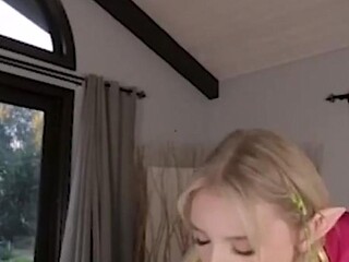 Zelda gets fucked by her champion in this sexy Parody!