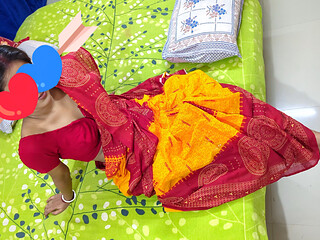 Indian desi virgin wife tight pussy fucked in saree