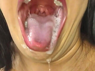 Ana Breaks Her Goat Throat with 4 Cocks at the Same Time