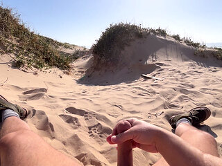 Jerking Off at The Beach Till Cumshot in Public