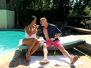 TRANS ANGELS - Bianka Nascimento Catches Her Poolside Admirer And Turns It Into A Wild Surprise