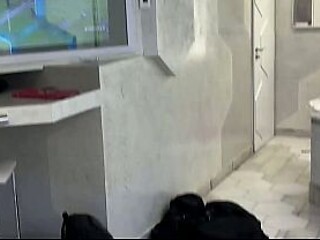 Amateur fan of Boca Juniors with a huge ass gets dominated in doggystyle