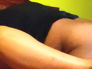 Cheating Wife Gets Her Creamy Pussy Rough Fucked by Barber.