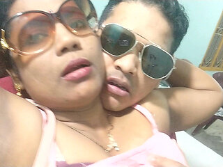 Beauty Tamil Porn Actress Squirting and Fucked Hard Roughly and Creampied Pussy with Mumbai Photographer's Home