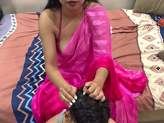 Stepmom Confused the Word "massage" with the Word "sex". Stepson Was Pleasantly Surprised in (Hindi Audio)