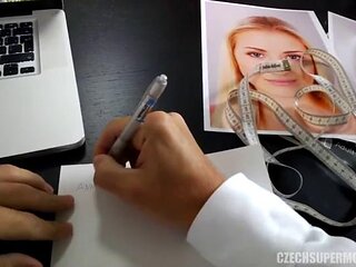 Amateur Supermodel With Nice Cunt Under Panties