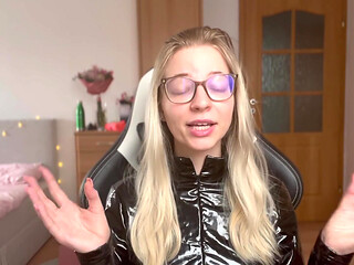 All You Need to Know About Latex Fetish (pvc, Leather)